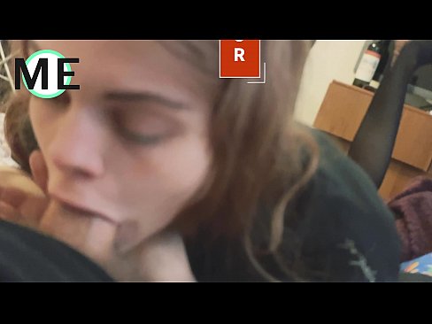 ❤️ Fasz a torkában, szakadt harisnyanadrág és szakadt magassarkú. ️ Pornó videó at hu.pornodil.ru